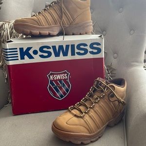NWT-K-SWISS Size 12 Men’s Altezo II Medium in Wheat Color — NEVER WORN!